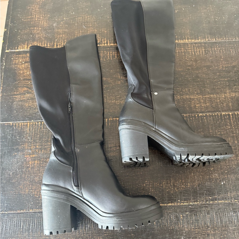 High boots - Picture 2 of 5